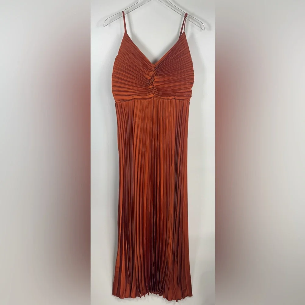 PETAL & PUP NAIRA PLEATED MAXI DRESS - SUNSET ORANGE SIZE 10 - Picture 5 of 6